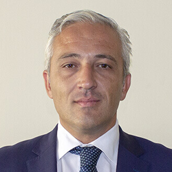Dr. André Santos Marujo